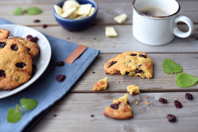 Cookies med tranebær og hvit sjokolade